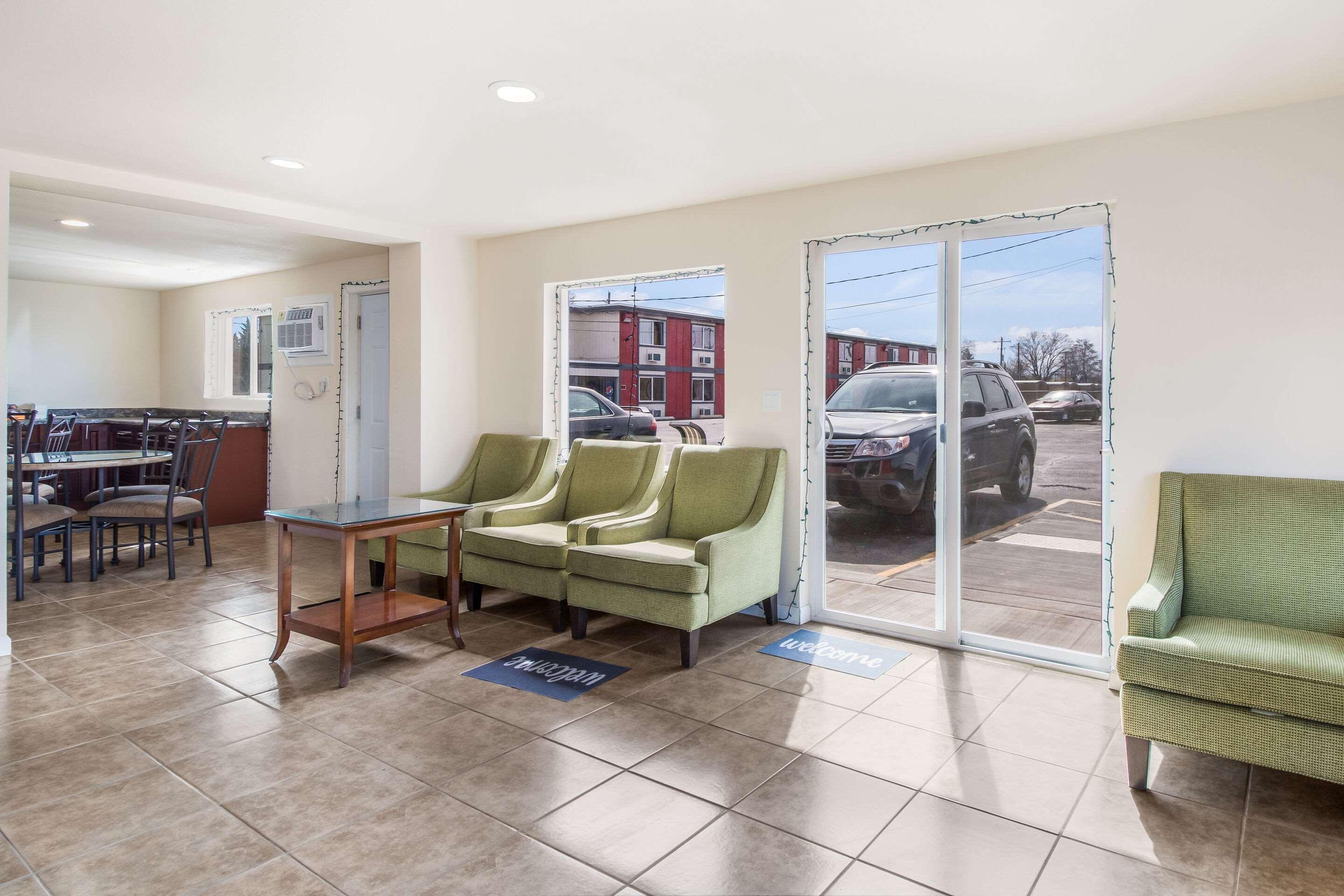 Rodeway Inn Yakima Exteriér fotografie